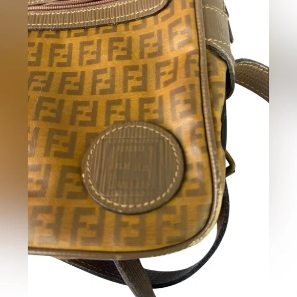 Fendi Vintage Zucchino FF Logo Crossbody - Picture 10 of 15